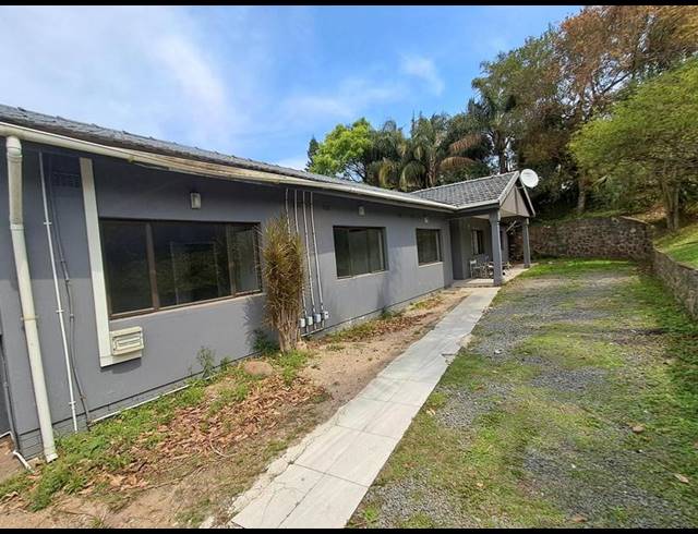 2 BEDROOM PROPERTY TO RENT IN BEREA WEST
